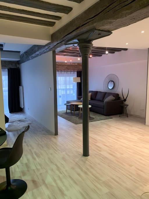 Le Notre Dame - Ma Cabotte Apartment บูร์-ก็อง-เบรส ภายนอก รูปภาพ